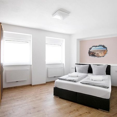 Sunlit Garden & Mountain Apartment Garmisch-Partenkirchen Luaran gambar